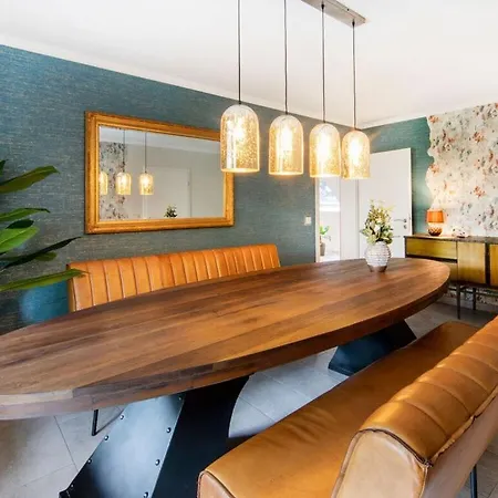 Maarchalet Modern Retreat 度假居 *