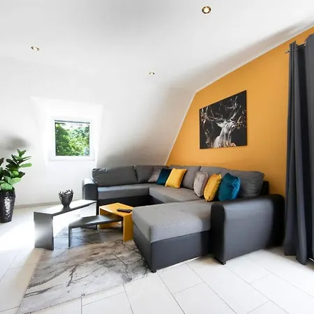 Maarchalet Modern Retreat *